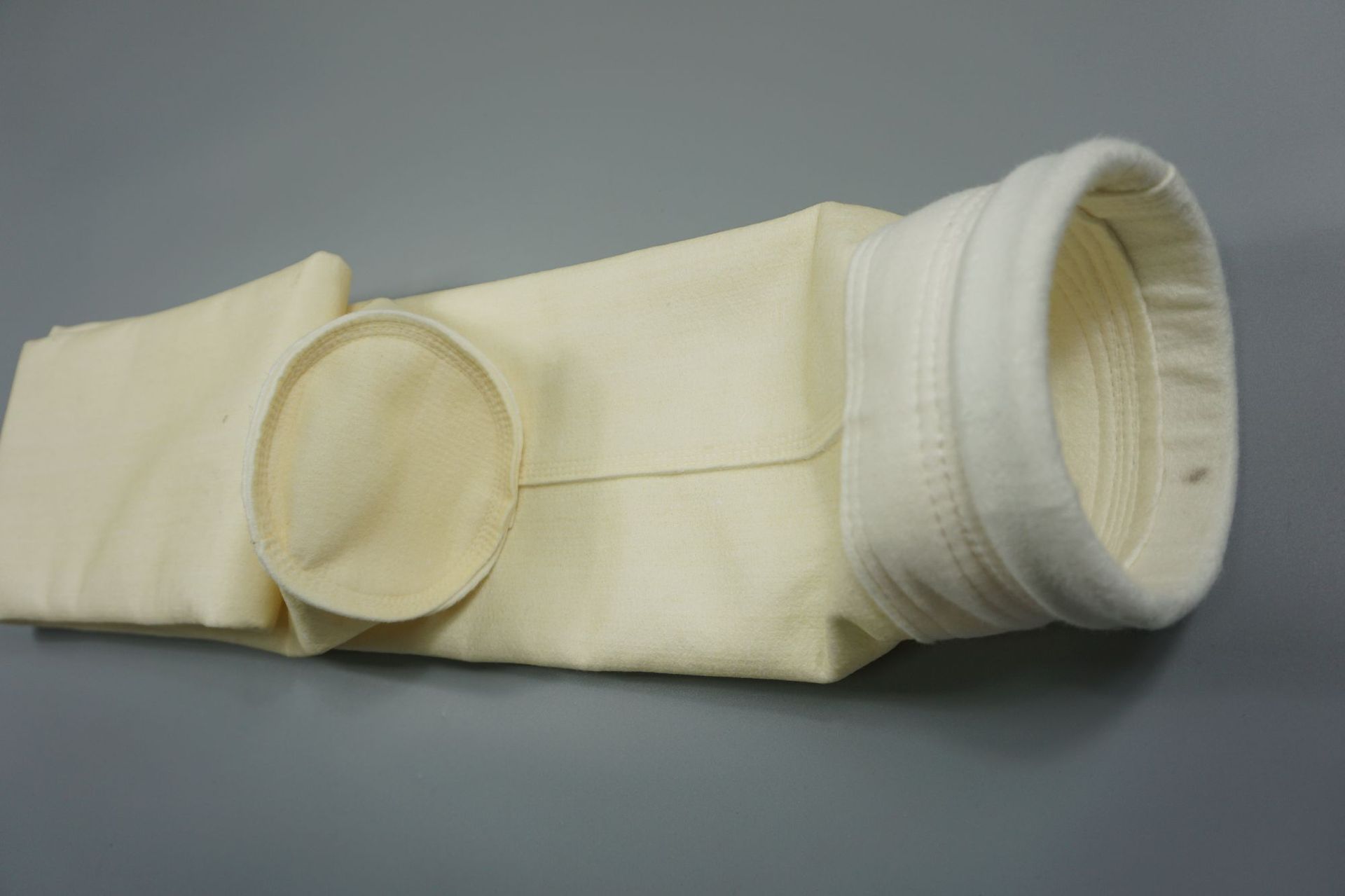 水泥廠如何選擇除塵布袋？